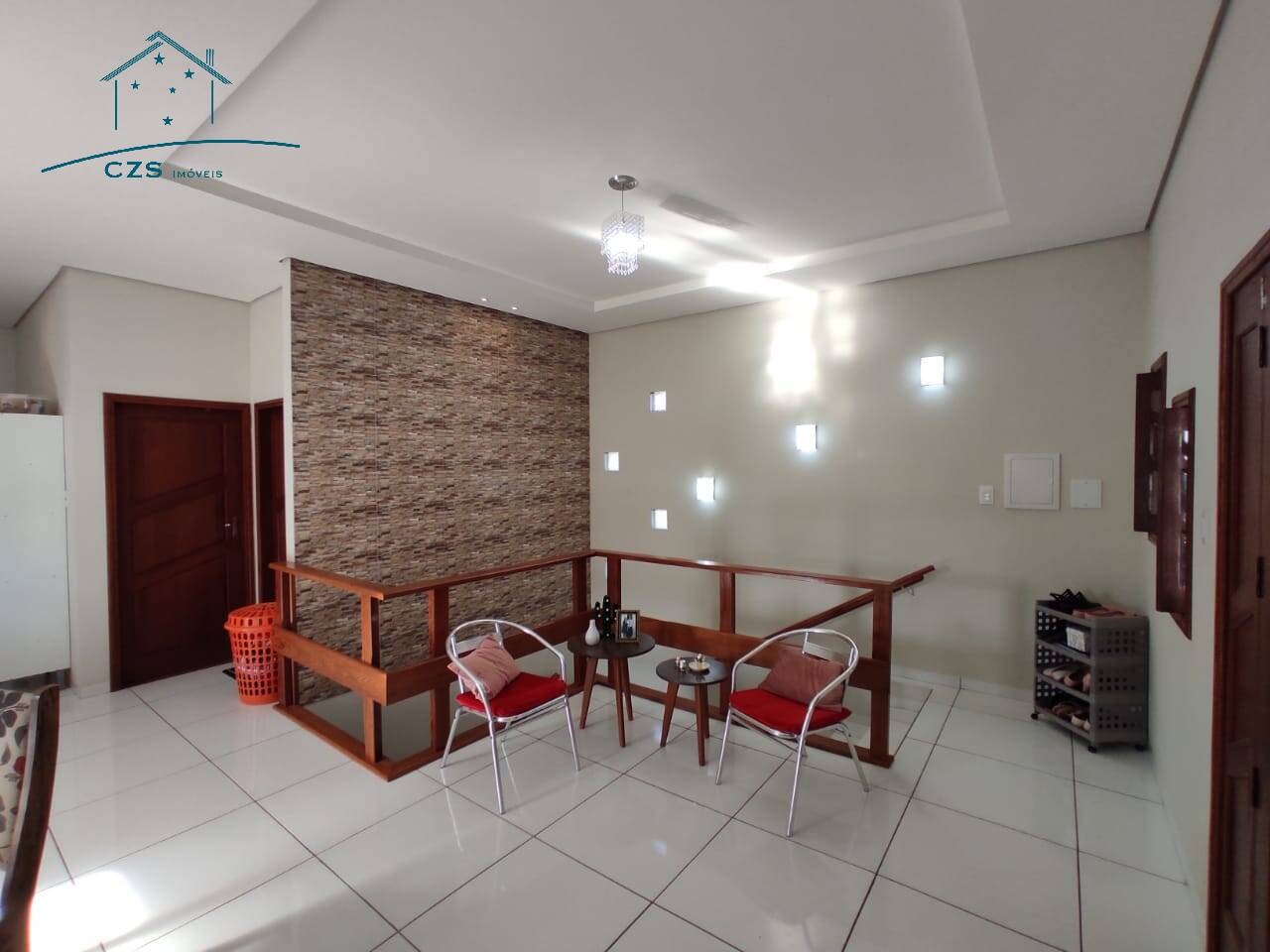 Casa à venda com 3 quartos, 165m² - Foto 4