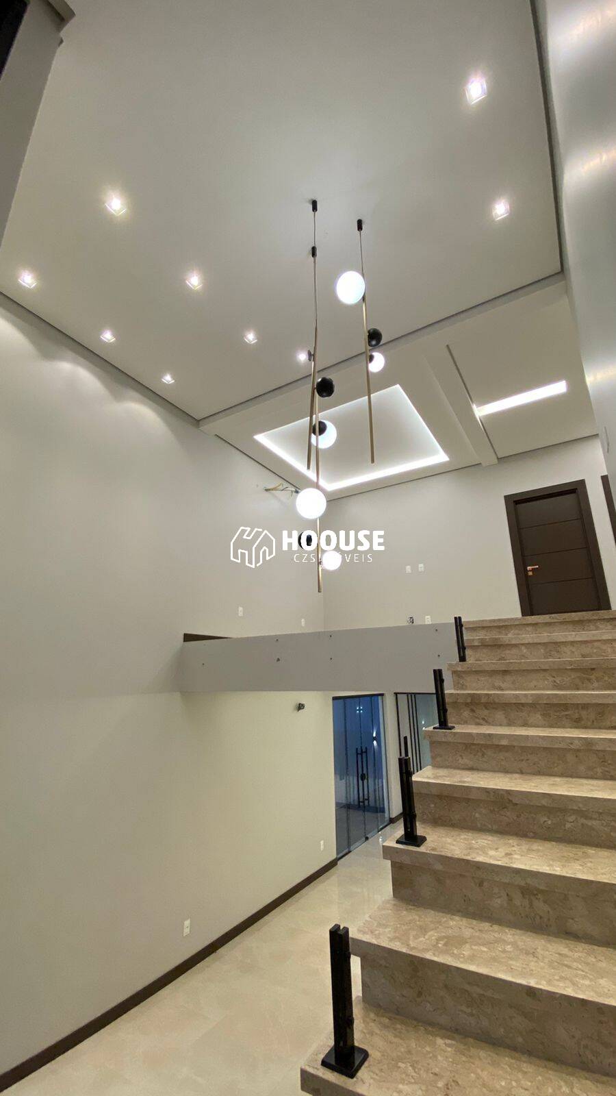 Casa à venda com 3 quartos, 298m² - Foto 17