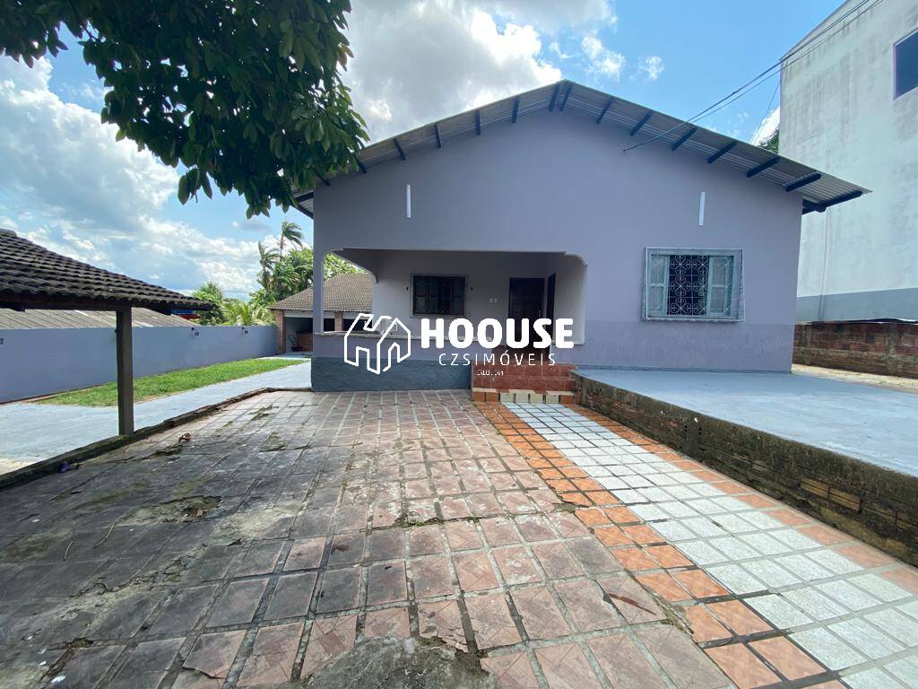 Casa para alugar com 5 quartos - Foto 1