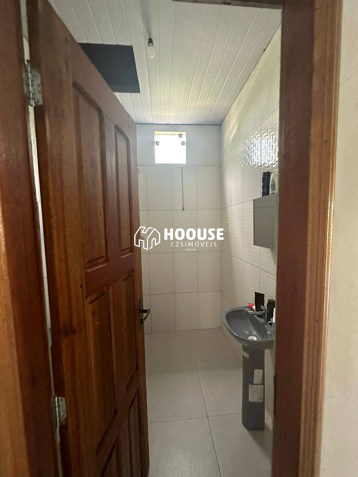 Casa para alugar com 2 quartos, 300m² - Foto 5