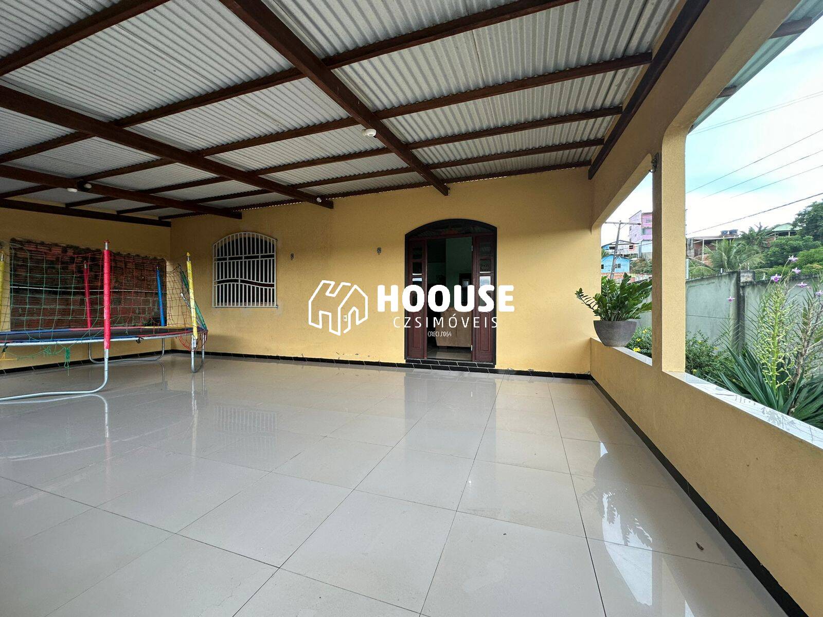 Casa à venda com 3 quartos, 175m² - Foto 1