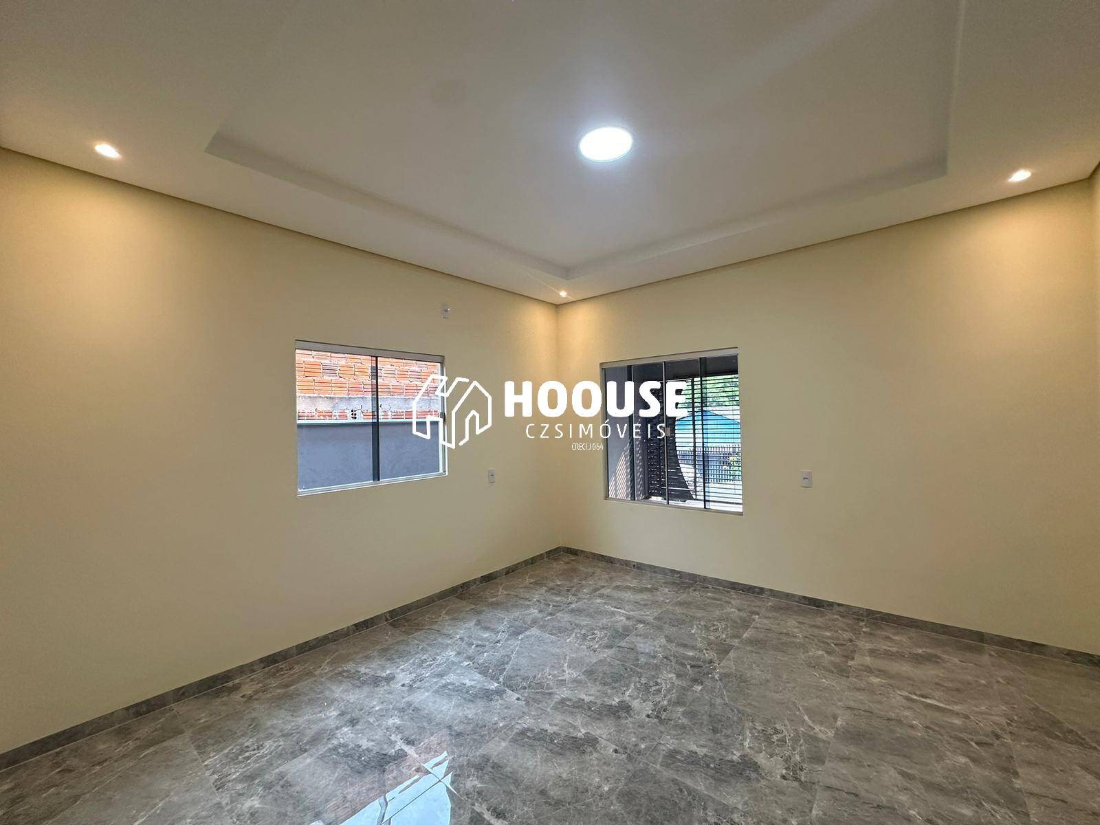 Casa à venda com 3 quartos, 300m² - Foto 3