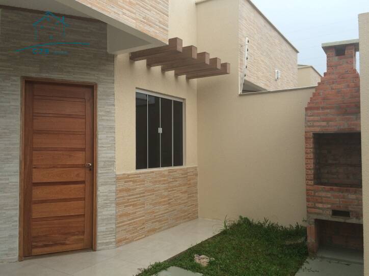 Casa à venda com 2 quartos, 80m² - Foto 2