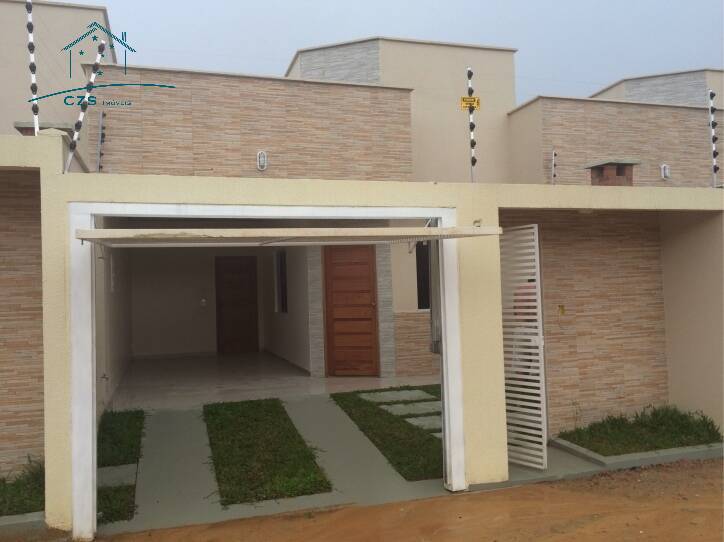 Casa à venda com 2 quartos, 80m² - Foto 3